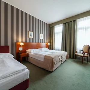 Hotel Raffaello, Prag